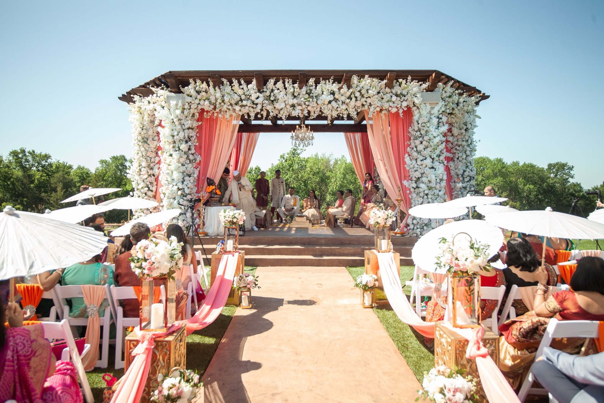 Top 13 Dallas Indian Wedding Venues For Less Than 300 Guests